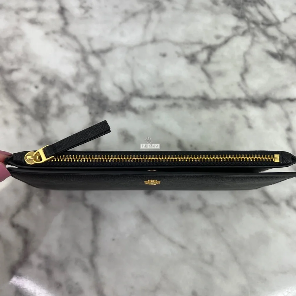 Tory Burch Emerson Slim Wallet In Black - Picture 3 of 7